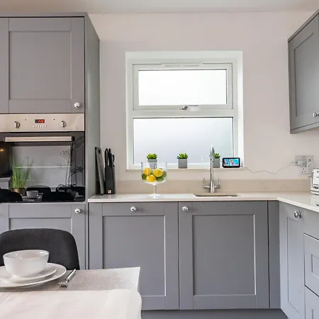 The Ebor House - With Hot Tub Holiday home *